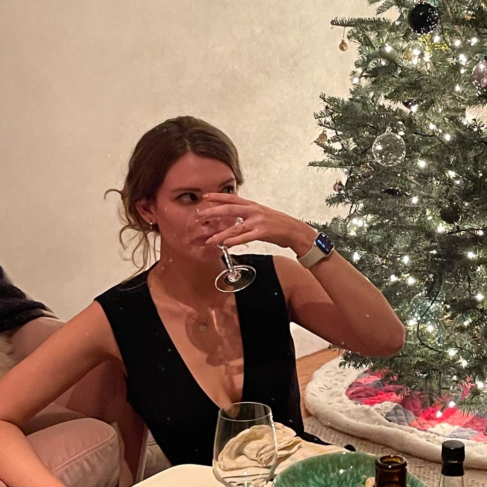 Meet your Posher, Victoria